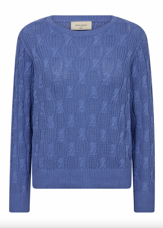 Strikket blå genser