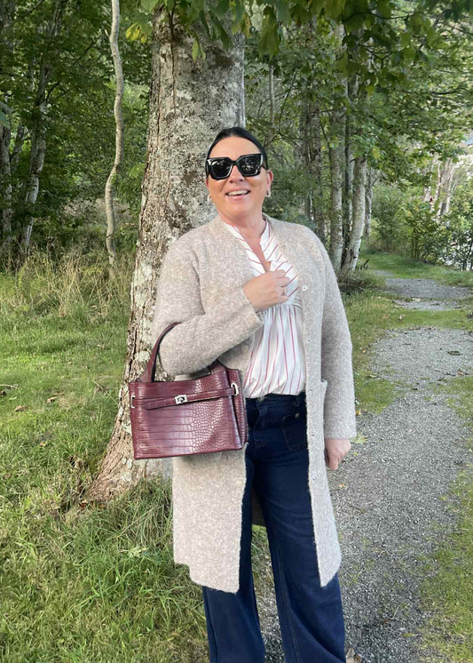 cardigan med knapper og lommer