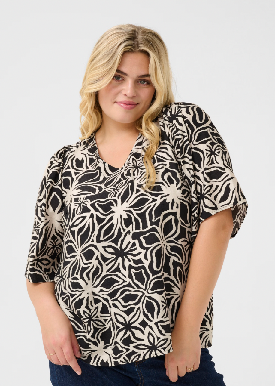 Luftig bluse med blomsterprint