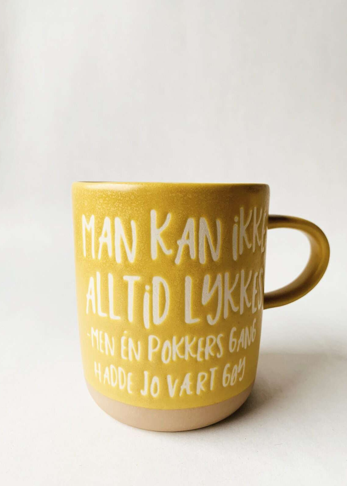 Krus med tekst
