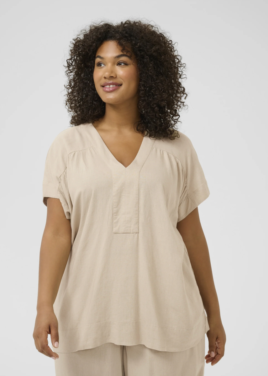Beige bluse med v-hals