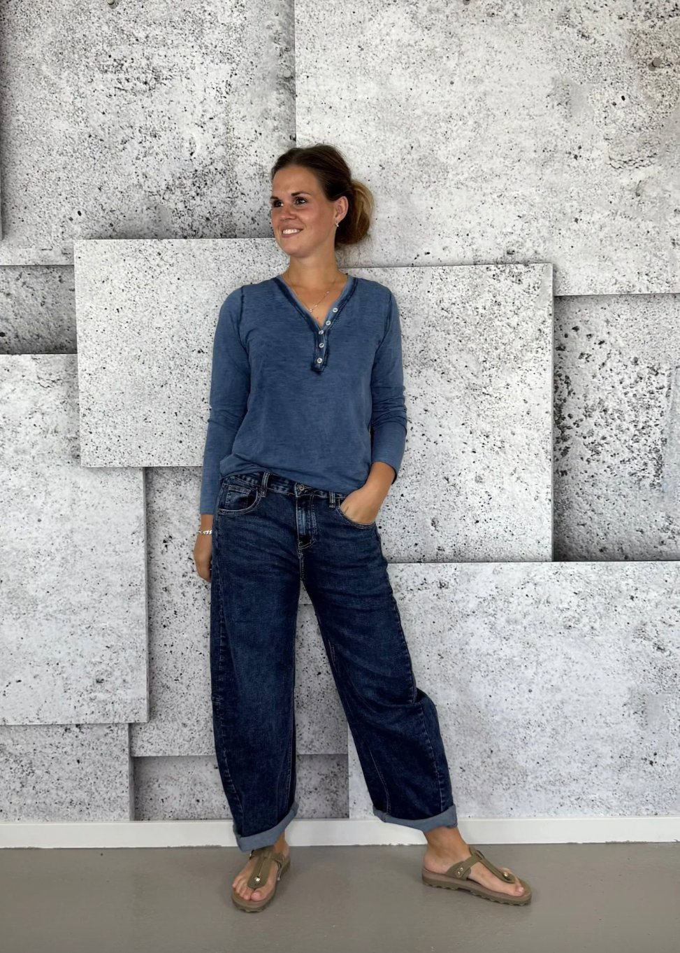 Mørk denim jeans
