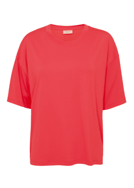 Rød t-skjorte
