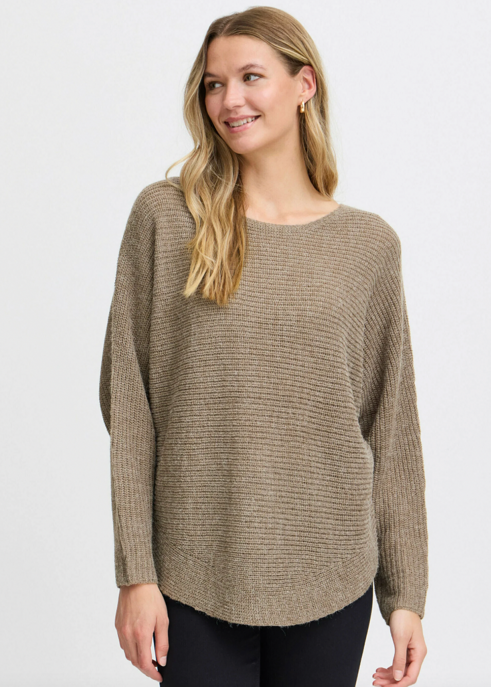 Langermet brun genser