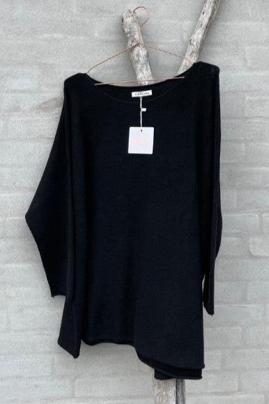 Svart genser med løs passform