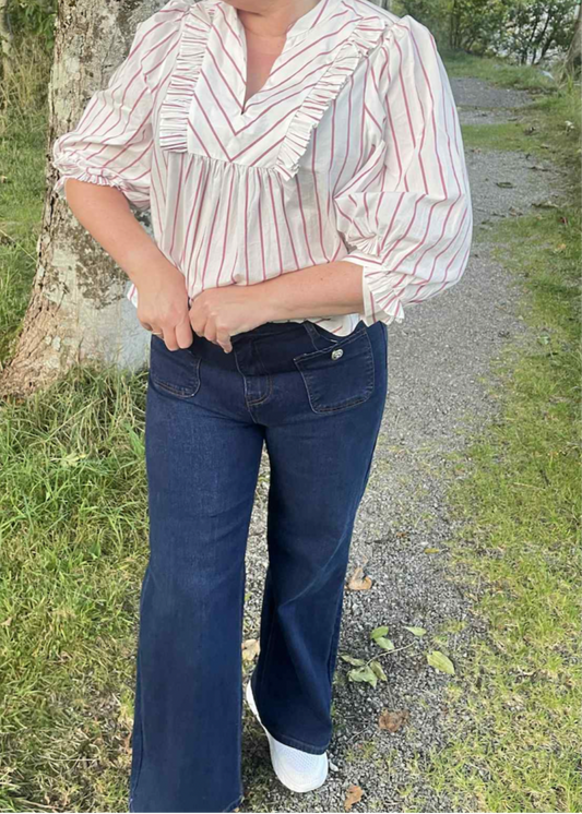 Jeans i mørk denim