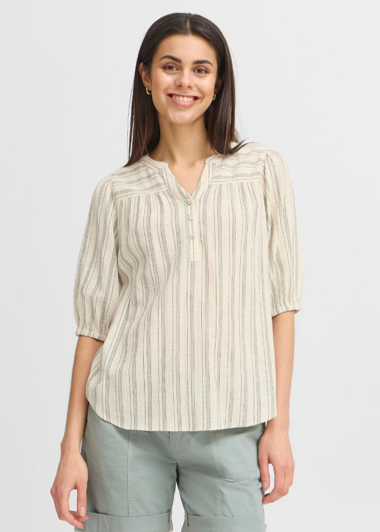 Bluse med grønne striper