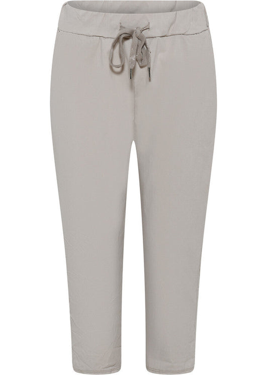 Magic capri