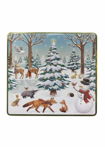 Metallboks jul i skog