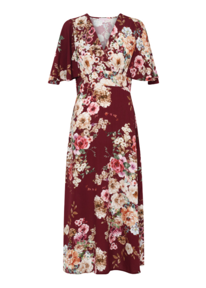 Rød kjole med blomsterprint