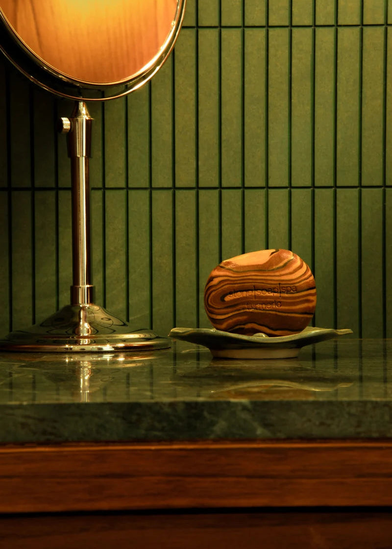 Stone soap gurkemeie