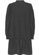 Last inn bildet i Galleri-visningsprogrammet, Sort kjole med volanger
