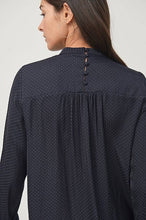 Last inn bildet i Galleri-visningsprogrammet, Uranna blouse
